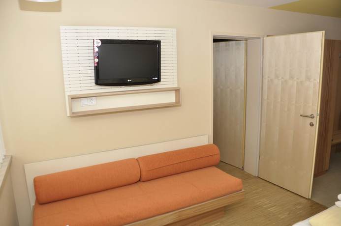 Imagen de la habitación del Hotel JUFA Vulkanland Sport- Resort. Foto 11