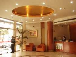 Imagen de los interiores del Hotel JUNLING INTERNATIONAL. Foto 4