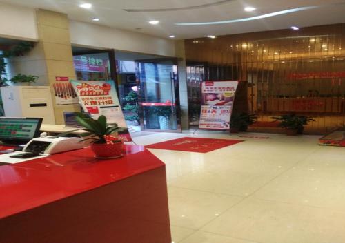 Imagen general del Hotel JUNYI Jiangxi Ganzhou South Gate Square Wenqing Road. Foto 7