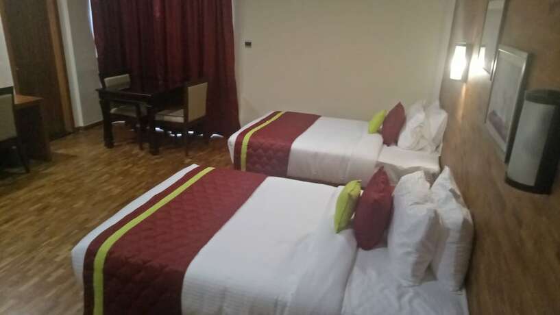 Imagen de la habitación del Hotel JVK Park. Foto 24