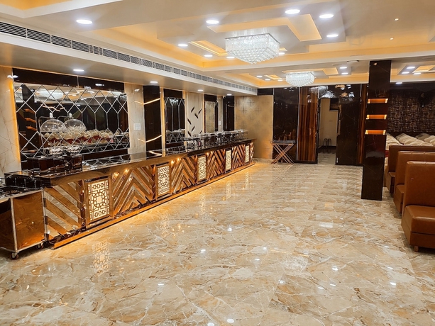 Imagen de los interiores del Hotel JVS Palace. Foto 17