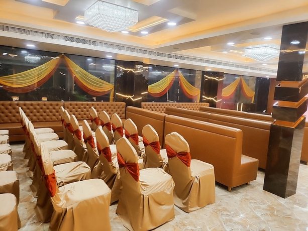 Imagen de los interiores del Hotel JVS Palace. Foto 18