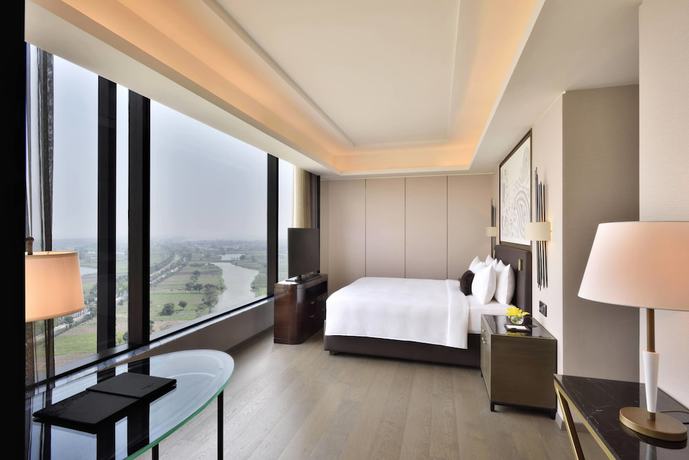 Imagen de la habitación del Hotel JW Marriott Kolkata. Foto 16