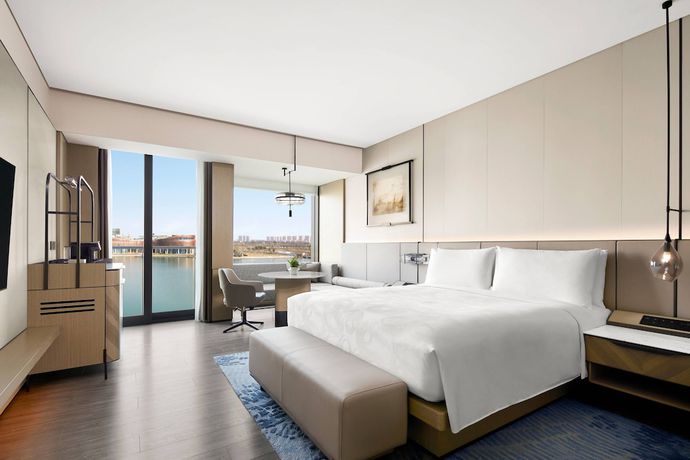 Imagen de la habitación del Hotel JW Marriott Shanghai Fengxian. Foto 11