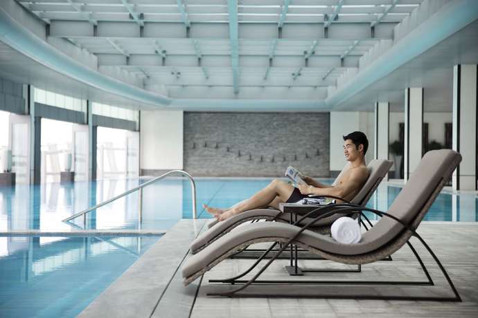 Imagen de la piscina del Hotel JW Marriott Shenzhen Bao'an. Foto 19