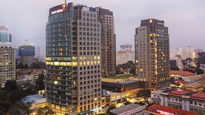 Imagen de los exteriores del Hotel JW Marriott and Suites Saigon. Foto 7