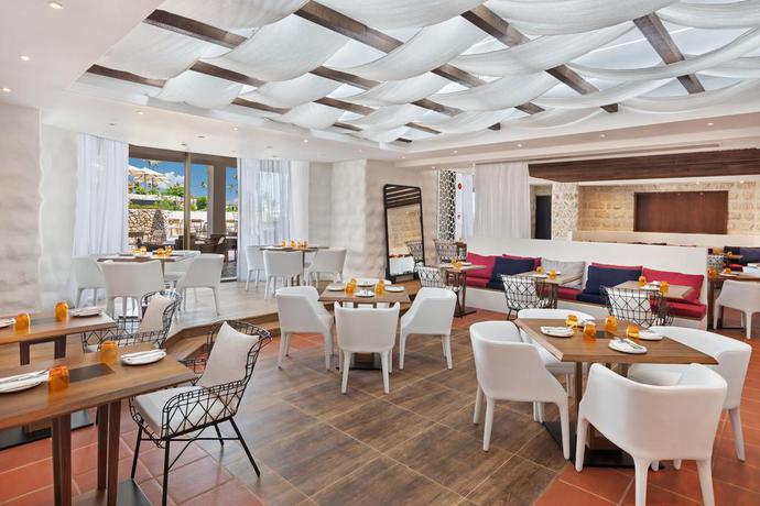 Imagen general del Hotel Ja The Resort - Ja Beach. Foto 10