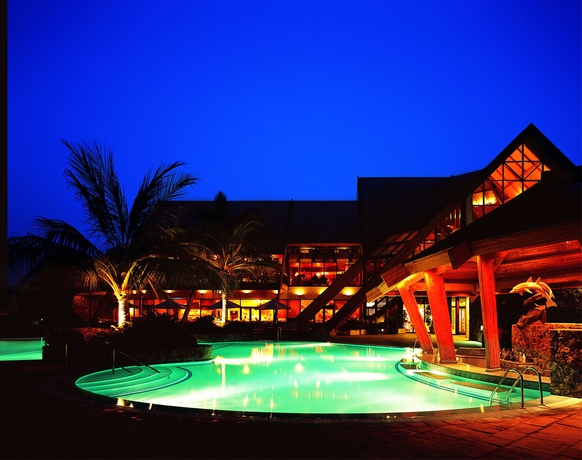 Imagen de la piscina del Hotel Ja The Resort - Ja Palm Tree Court. Foto 14