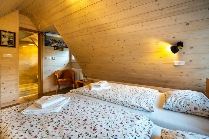 Imagen general del Hotel Jánošíkov Dvor. Foto 11