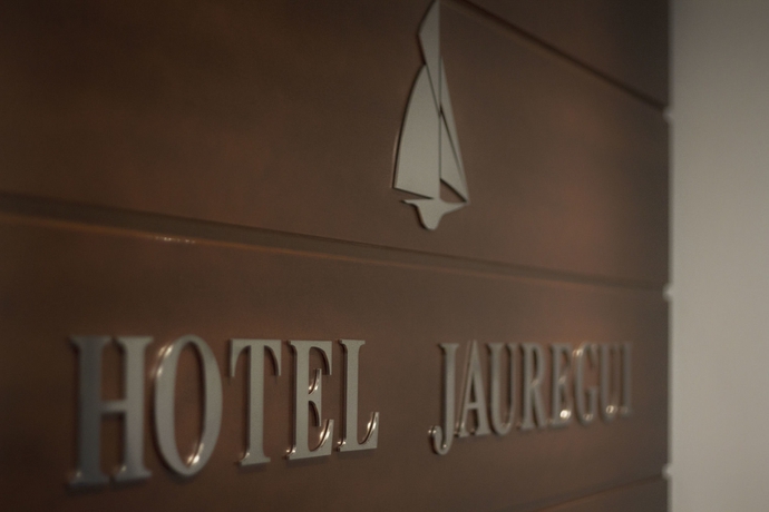 Imagen de los interiores del Hotel Jáuregui. Foto 9