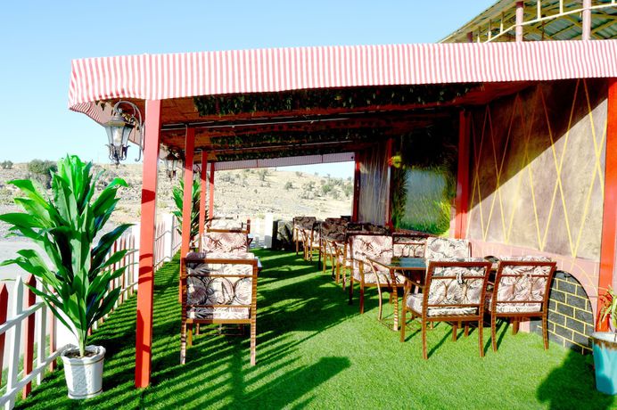 Imagen del bar/restaurante del Hotel Jabal Al Akhdar Grand Hotel. Foto 7