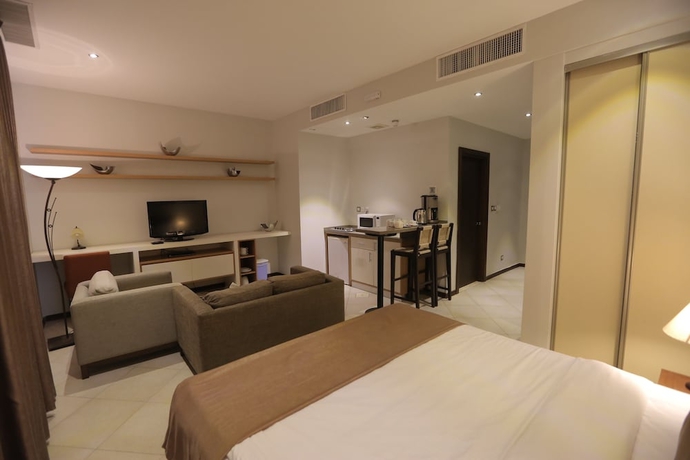 Imagen de la habitación del Hotel Jabal Amman. Foto 3