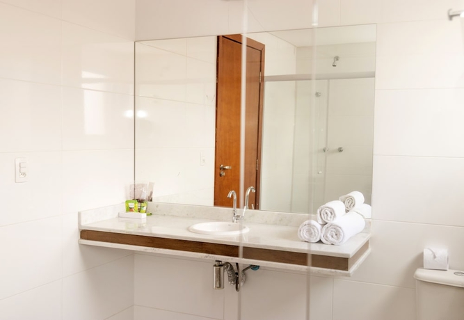 Imagen de la habitación del Hotel Jabuticaba Business. Foto 16