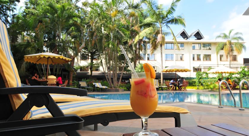 Imagen de la piscina del Hotel Jacaranda Nairobi. Foto 13