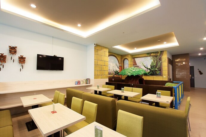 Imagen de los interiores del Hotel Jack Castle. Foto 38