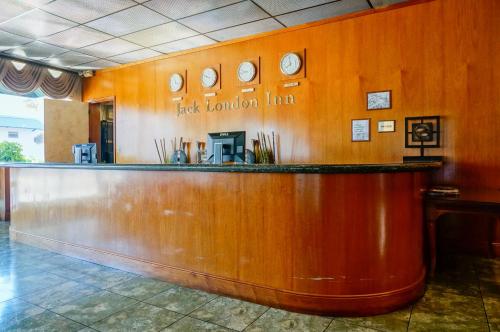 Imagen general del Hotel Jack London Inn. Foto 1