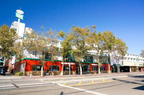Imagen general del Hotel Jack London Inn. Foto 2