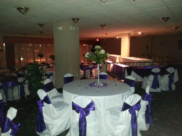 Imagen del bar/restaurante del Hotel Jackson And Convention Center. Foto 2