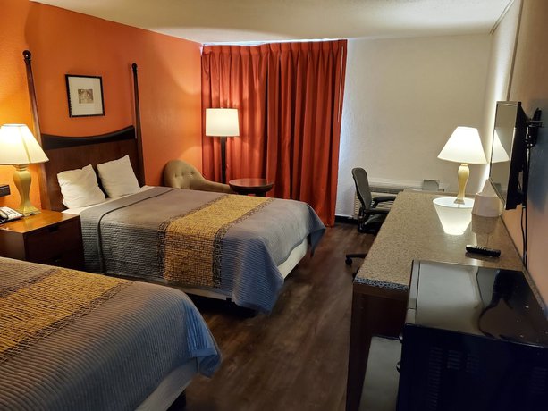 Imagen de la habitación del Hotel Jackson And Convention Center. Foto 8