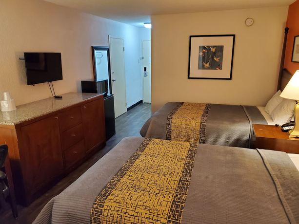 Imagen de la habitación del Hotel Jackson And Convention Center. Foto 9