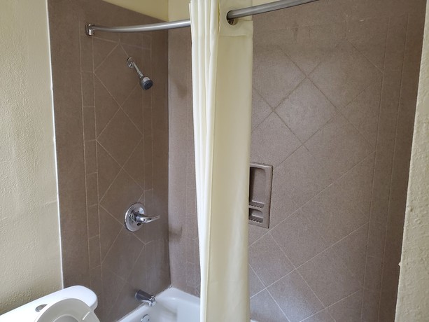 Imagen de la habitación del Hotel Jackson And Convention Center. Foto 16