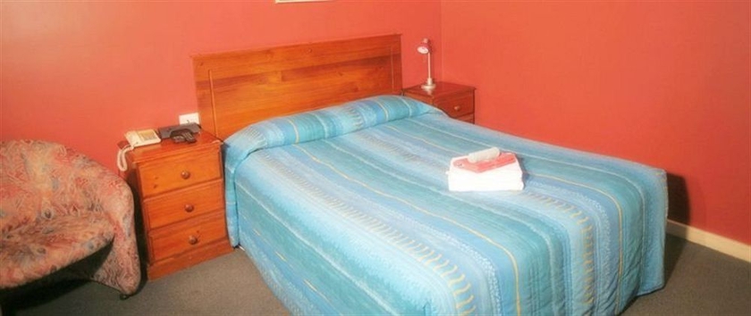Imagen de la habitación del Hotel Jacksons Motor Inn. Foto 3
