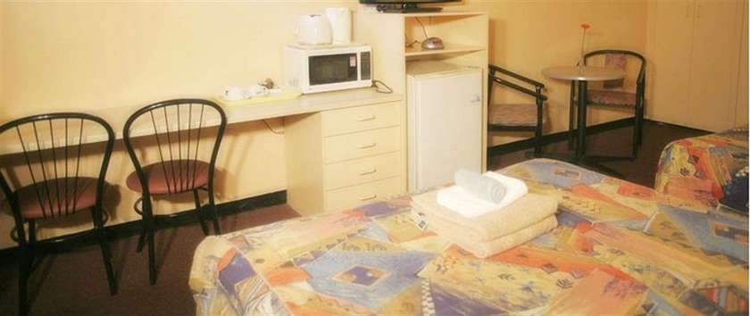 Imagen de la habitación del Hotel Jacksons Motor Inn. Foto 11