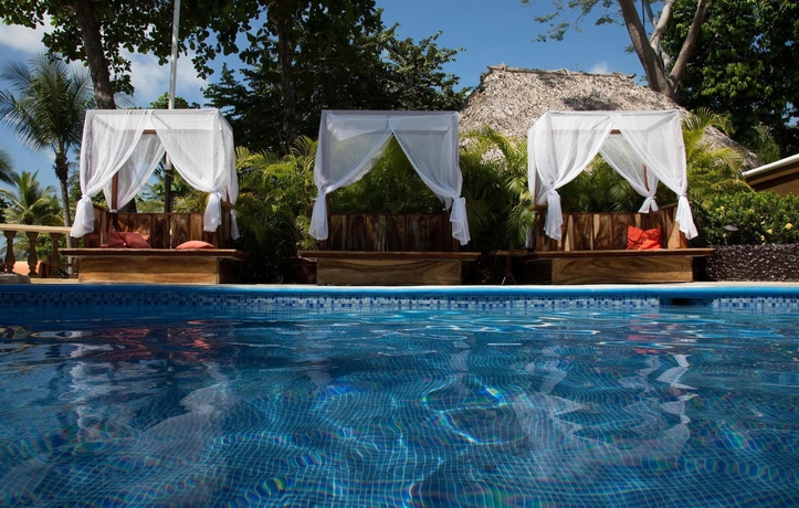 Imagen de la piscina del Hotel Jacó Laguna Resort and Beach Club. Foto 11