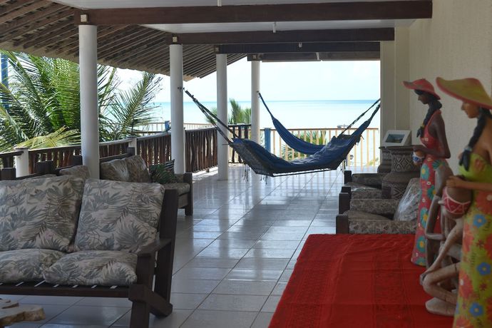 Imagen de los exteriores del Hotel Jacuma\'s Lodge. Foto 11
