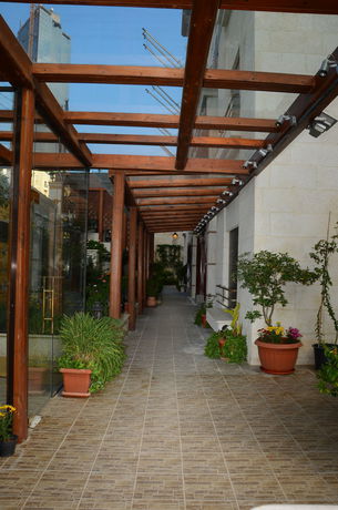 Imagen de la habitación del Hotel Jad Suites. Foto 4