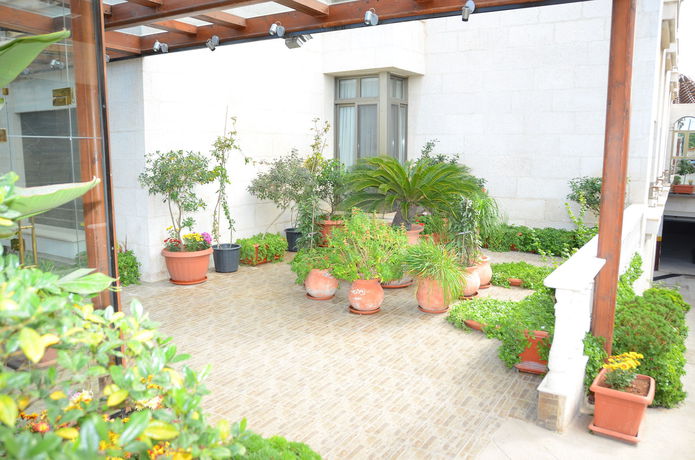 Imagen de la habitación del Hotel Jad Suites. Foto 5