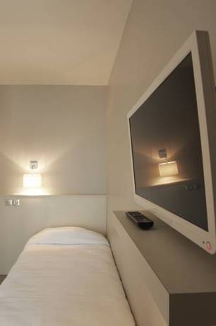 Imagen de la habitación del Hotel Jade, Aeropuerto París Orly. Foto 9