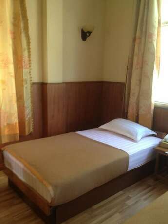 Imagen de la habitación del Hotel Jade Garden, Bago (Pegu). Foto 16