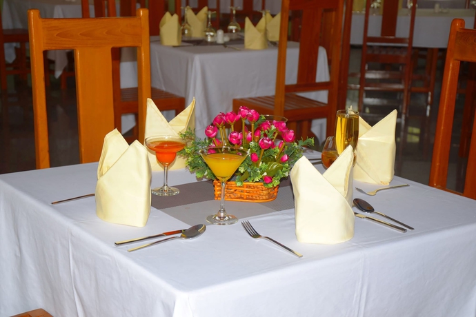 Imagen del bar/restaurante del Hotel Jade Royal. Foto 4