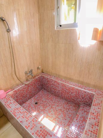 Imagen de la habitación del Hotel Jade Spring Hot Spring. Foto 4