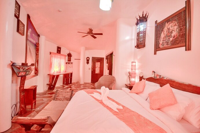 Imagen de la habitación del Hotel Jade's Casa de Arte. Foto 18