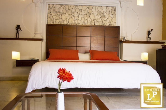 Imagen general del Hotel Jadi Los Puntales. Foto 10