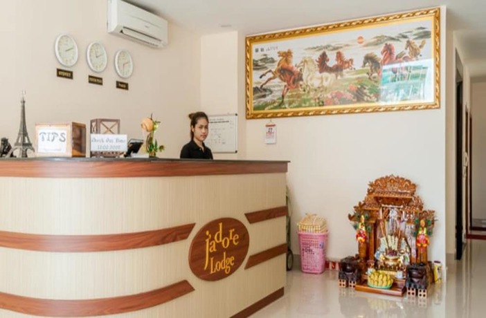 Imagen de los interiores del Hotel J\'adore Lodge. Foto 20