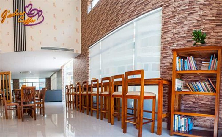 Imagen del bar/restaurante del Hotel J\'adore Lodge. Foto 10