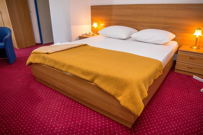 Imagen de la habitación del Hotel Jadran, Sibenik. Foto 6