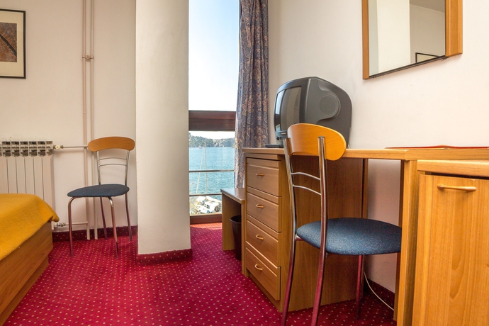 Imagen de la habitación del Hotel Jadran, Sibenik. Foto 14