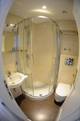 Imagen de la habitación del Hotel Jadran, Zagreb. Foto 7