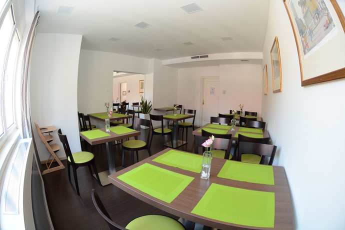 Imagen del bar/restaurante del Hotel Jadran, Zagreb. Foto 3