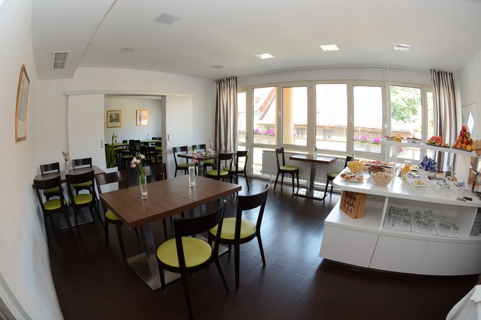 Imagen del bar/restaurante del Hotel Jadran, Zagreb. Foto 4