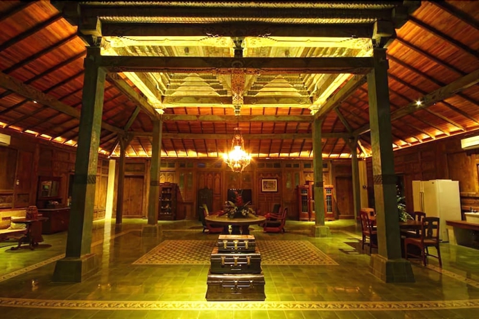 Imagen de los interiores del Hotel Jadul Adarapura Resort and Spa. Foto 17