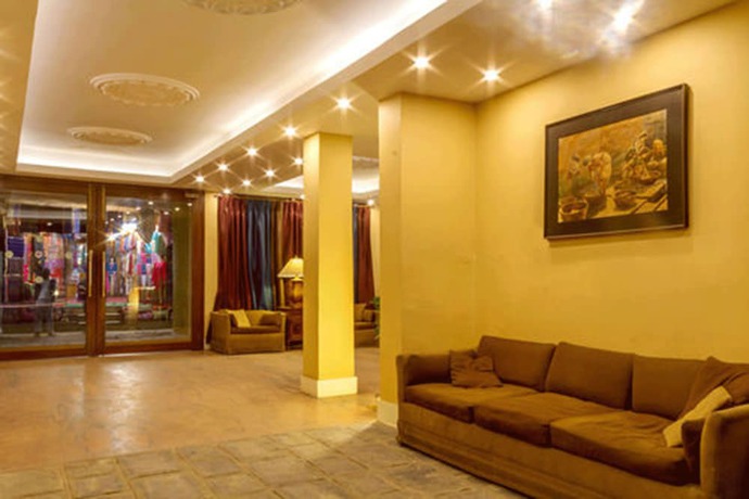 Imagen de los interiores del Hotel Jagat. Foto 15