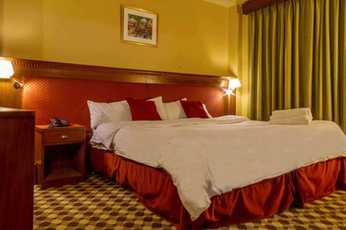 Imagen de la habitación del Hotel Jagat. Foto 7