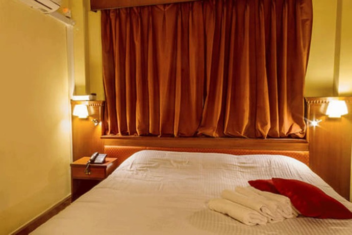 Imagen de la habitación del Hotel Jagat. Foto 8