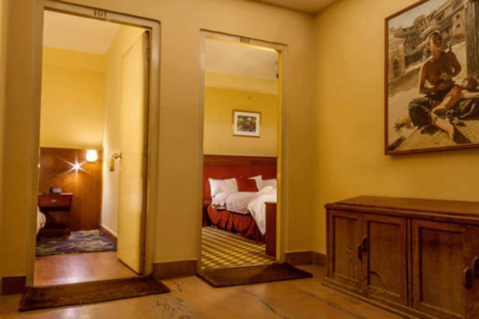 Imagen de la habitación del Hotel Jagat. Foto 10