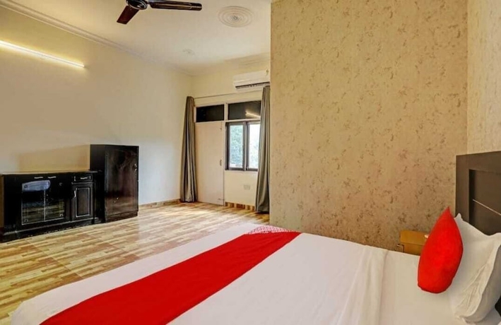 Imagen de la habitación del Hotel Jagdamby Residency. Foto 5